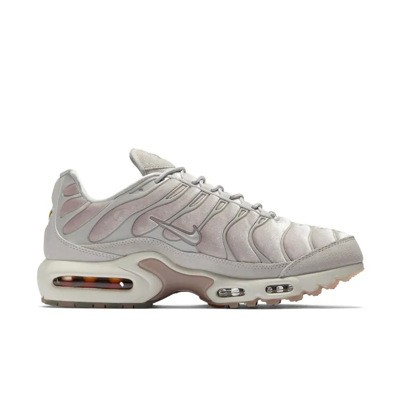 Nike Air Max Plus Velvet Particle Rose (W) Particle Rose/Vast Grey-Summit White (AH6788-600)