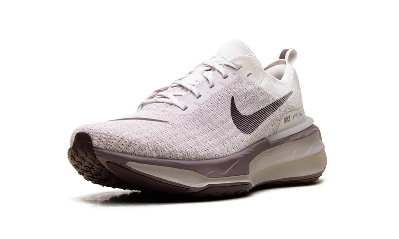 Nike ZoomX Invincible Run 3 “Phantom Burgundy Crush” (DR2615-010)