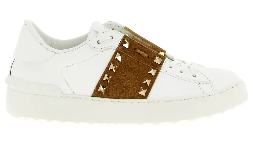 Valentino Garavani Rockstud Untitled Valentino Garavani “Brown” (W2S0A01ZBV3DZ)