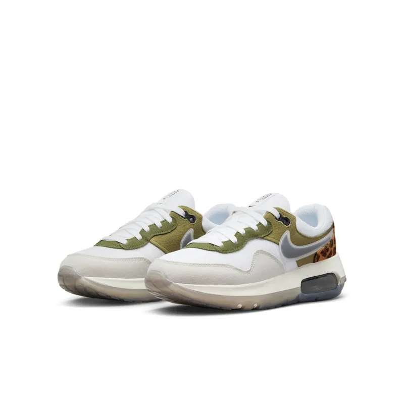 Nike Air Max Motif Next Nature Older Kids’ White (DZ5353-100)