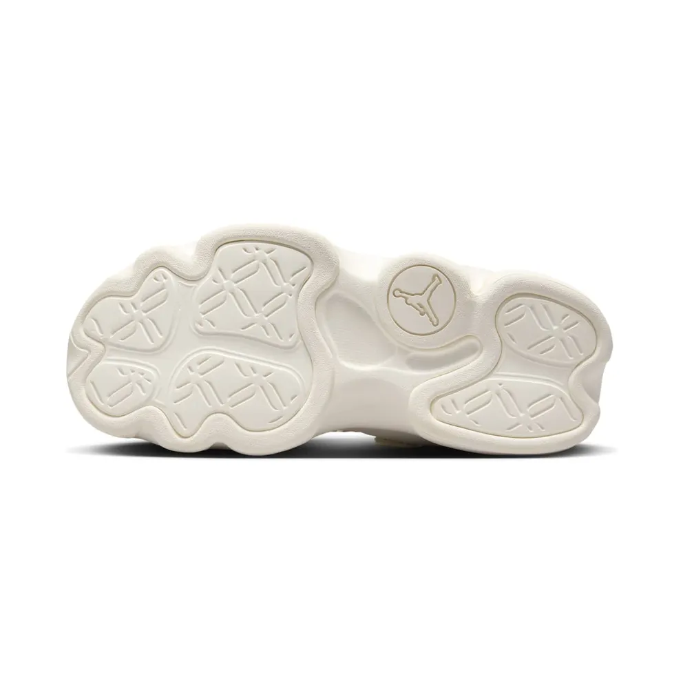 Jordan Deja Sail Metallic Gold (FN5036-100)
