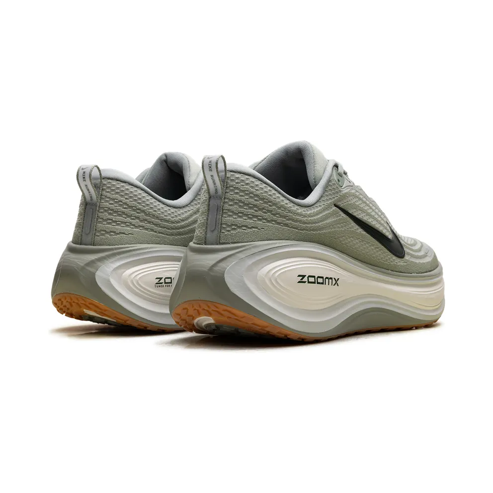 Nike Vomero Plus “Jade Horizon Sail Black Spruce” (HV8150-301)