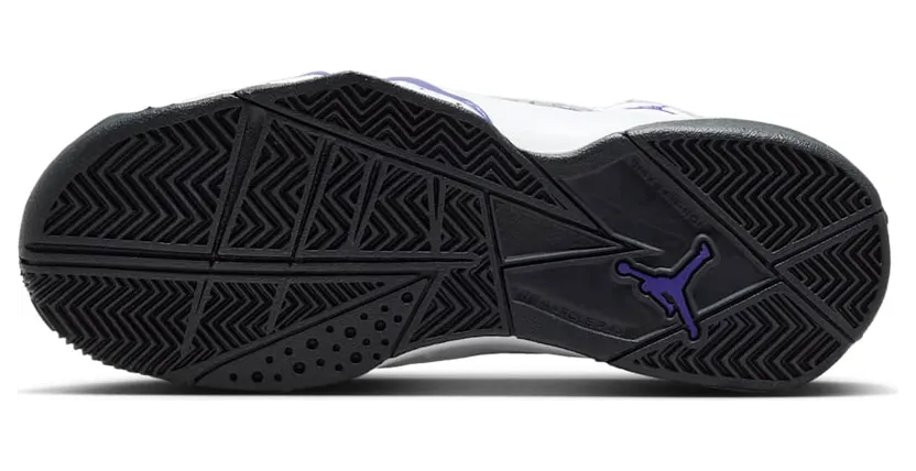 air-jordan-true-flight 343795-052