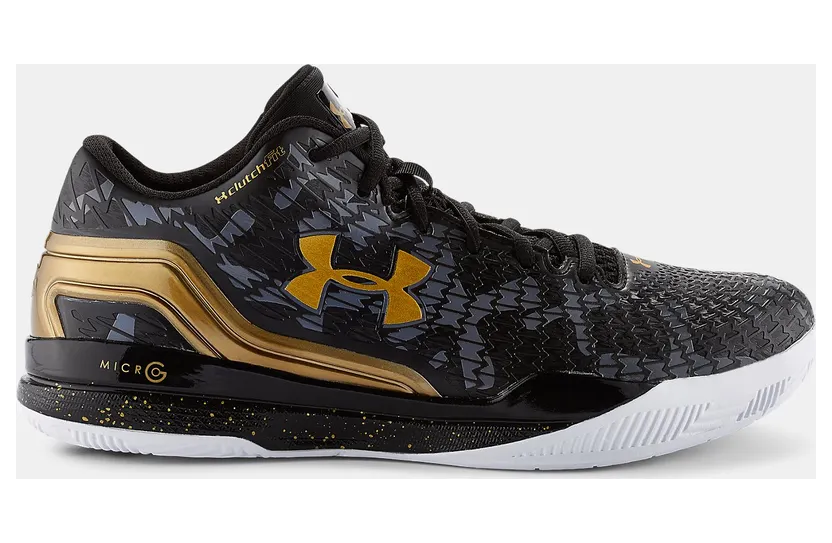 under-armour-sneaker 1261853-002
