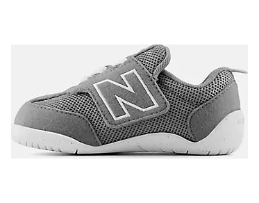 new-balance-sneaker NW1STGR