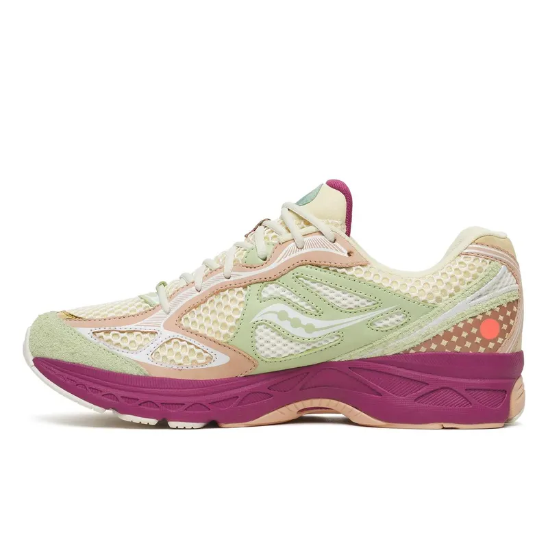 Stan Birch x Saucony ProGrid Guide 7: een collab die je zelf afmaakt (3)