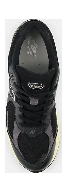 new-balance-2002r M2002RIB