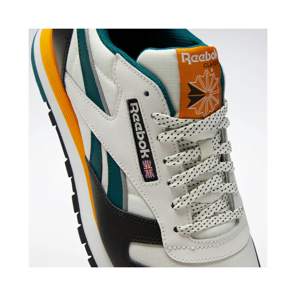 Reebok CL LTHR Chalk / Core Black / Semi Solar Gold