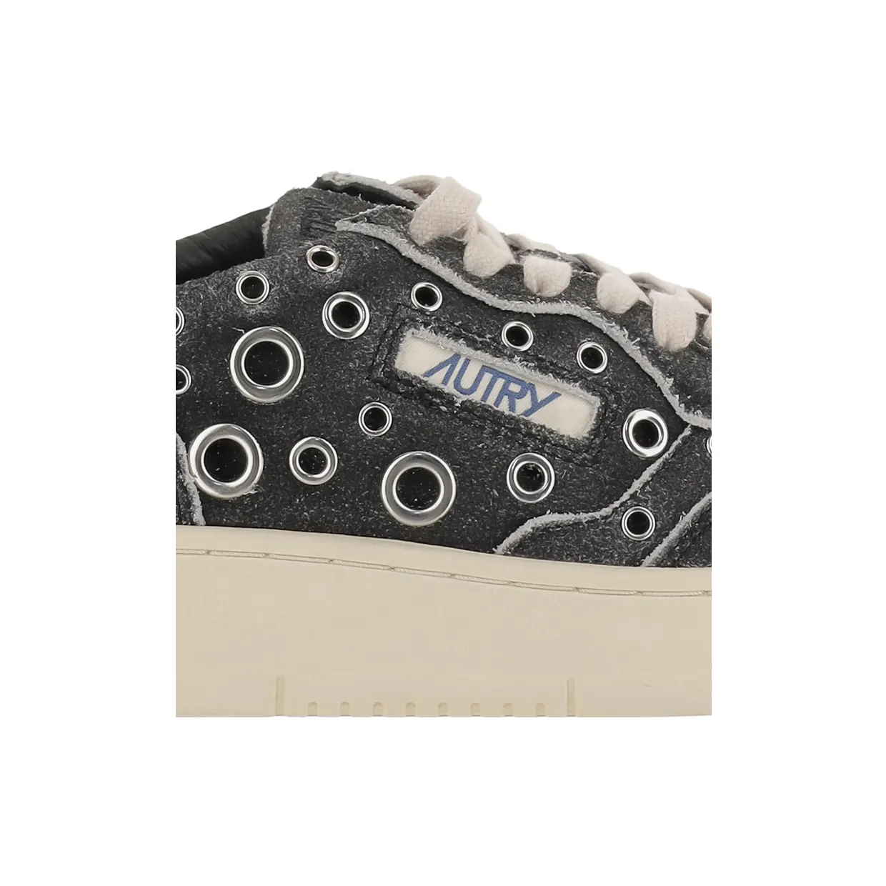 Autry Medalist Low Eyelet-embellished “Black” (AULW TF01) (2)