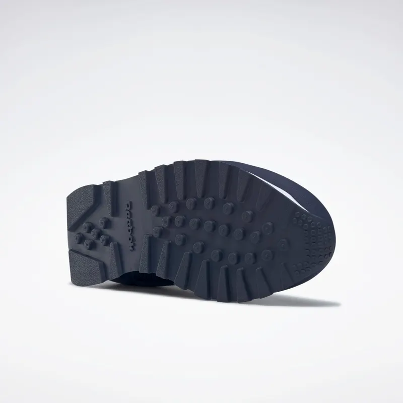 reebok-sneaker Q46100