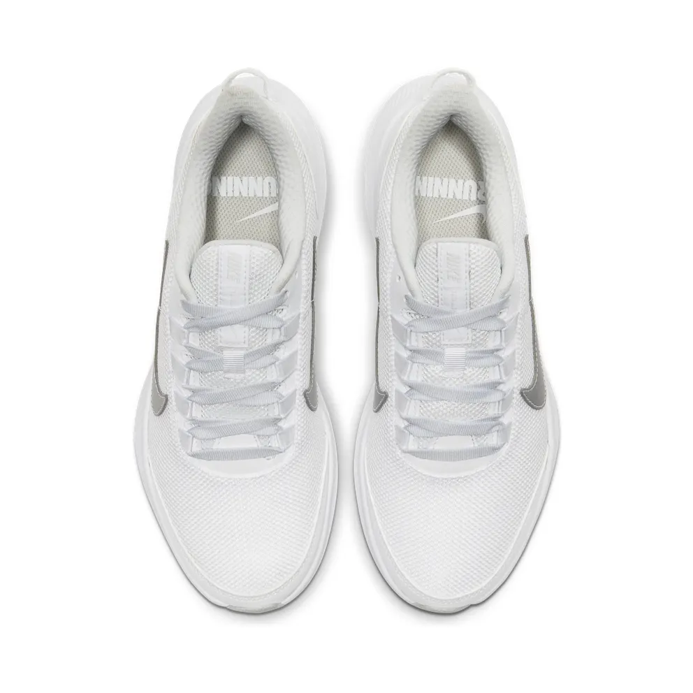 Nike Run All Day 2 “White / Pure Platinum / Metallic Silver” (CD0224-100)