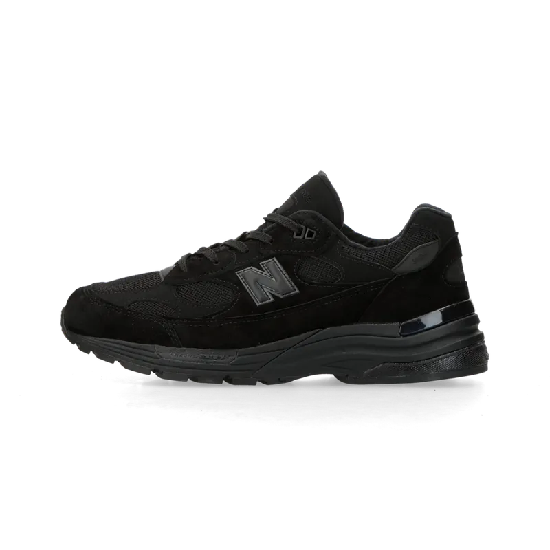 New Balance 992 “Made in USA – Triple Black” (U992TB)