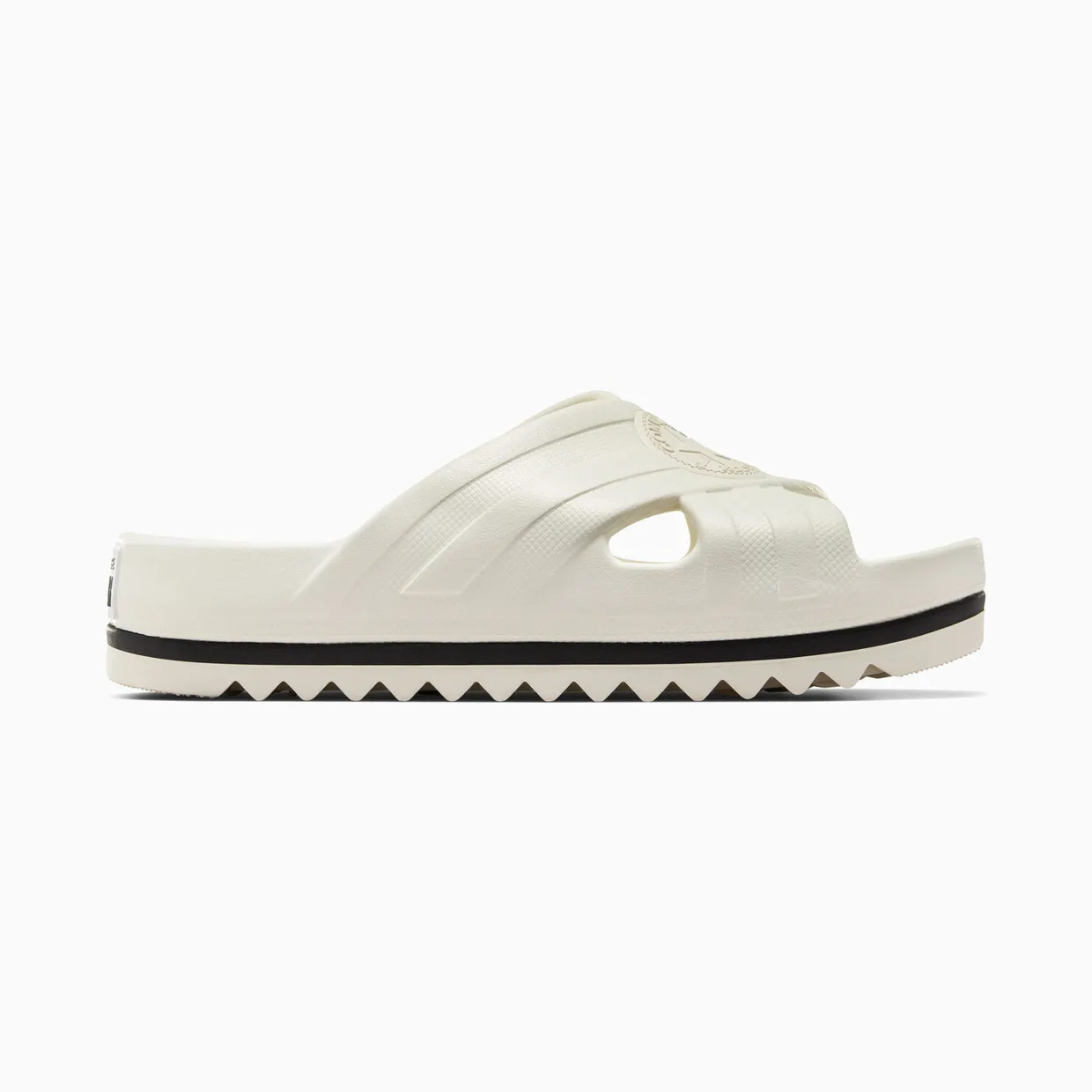 converse-chuck-taylor-all-star A06477C