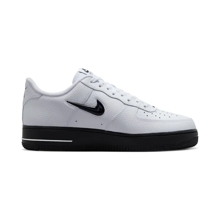 nike-air-force HQ3826-100