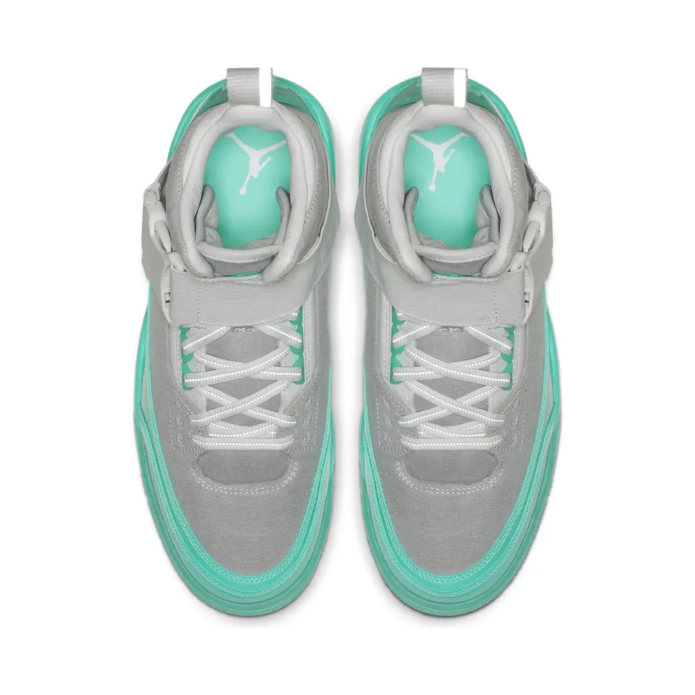 Jordan 3 Retro Explorer XX Vast Grey Tropical Twist (W) Vast Grey/Tropical Twist-Atmosphere Grey (BQ8463-003)