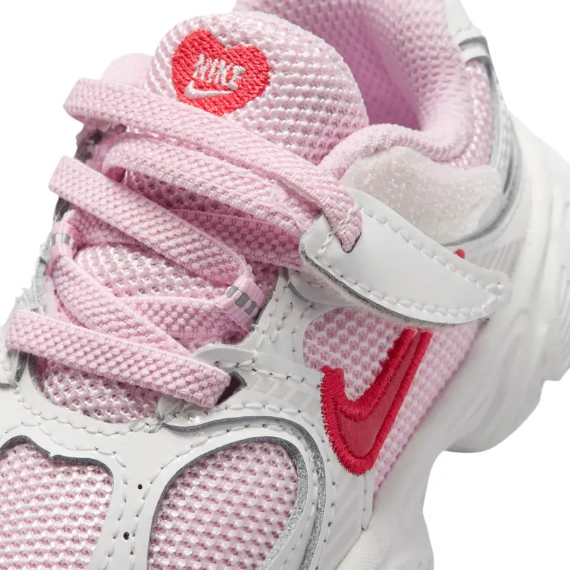 Nike V5 RNR TD “Valentine’s Day (2026)” (IQ6637-121)