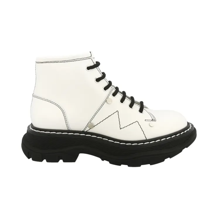 Alexander McQueen Tread Slick Lace Up Boot Ivory Black (595469WHZ819089)
