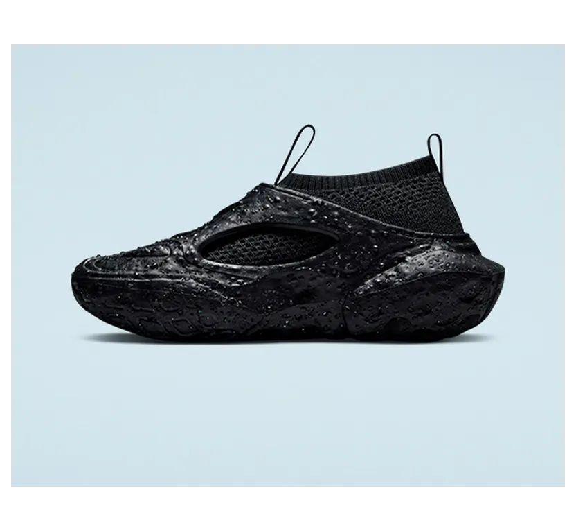 converse-sneaker A01240C