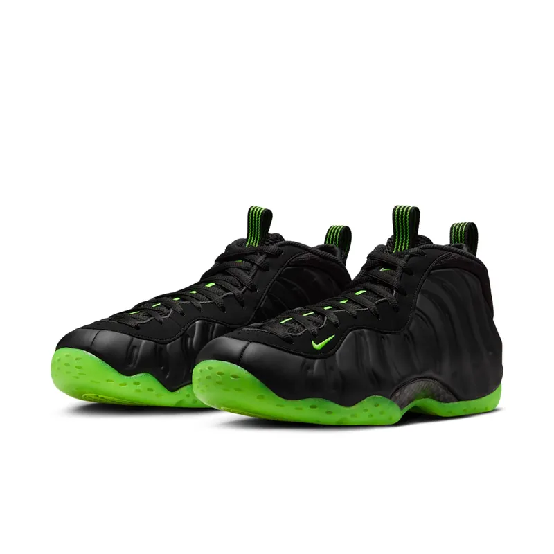 Nike Air Foamposite One (black / volt) – HF2902-001
