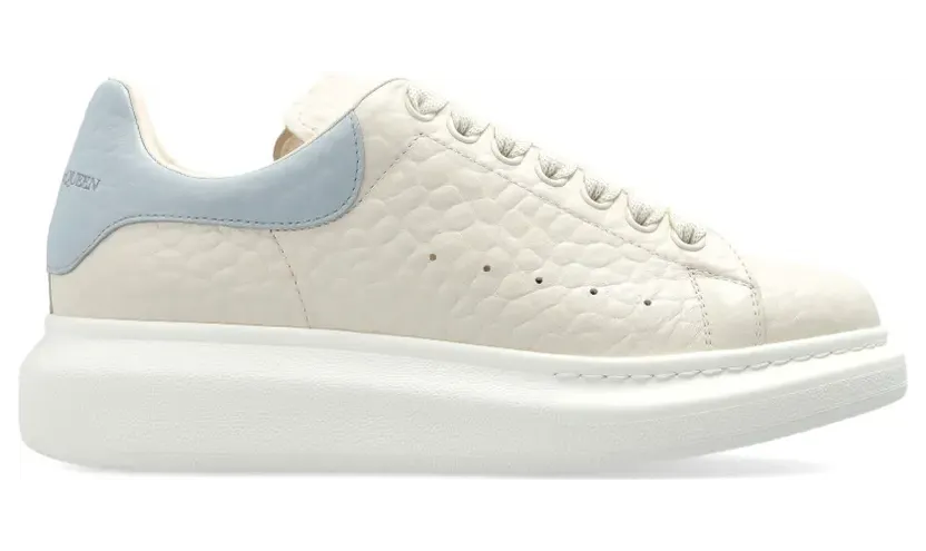 Alexander McQueen Oversized sneakers – Beige (808173WHAEG)