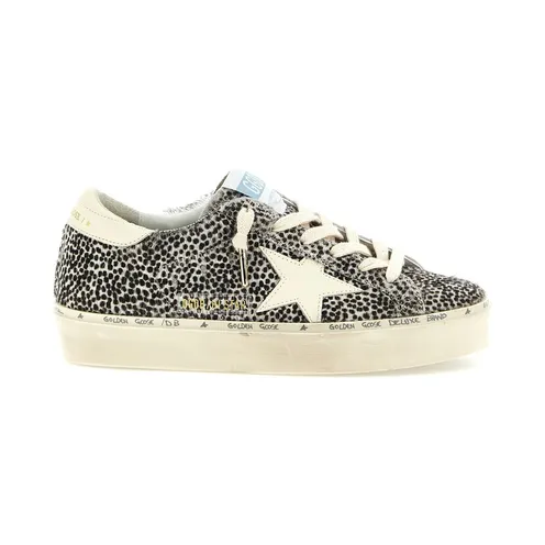 Golden Goose Hi Star “White/Black” (GWF00118F0084969013890138)