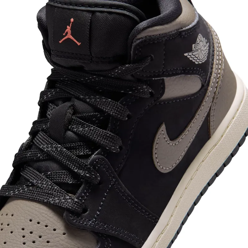 air-jordan-1 IB7052-002