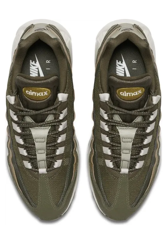 nike-air-max 749766-303