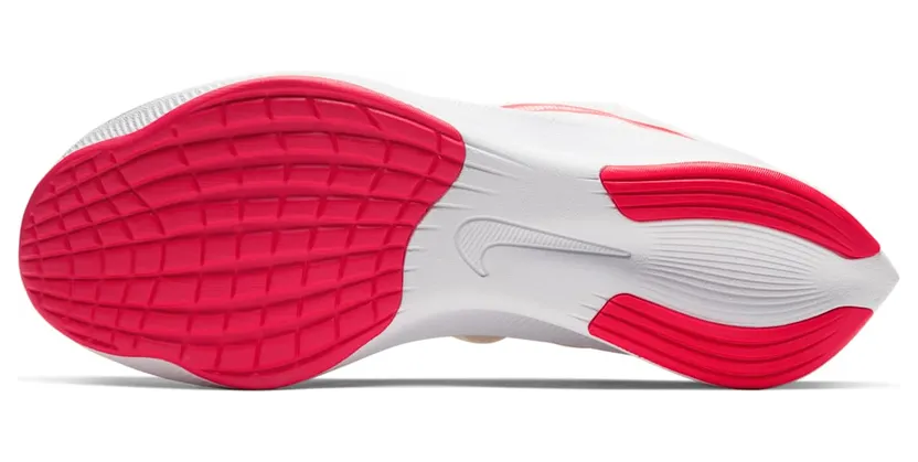 nike-zoom AT8240-101