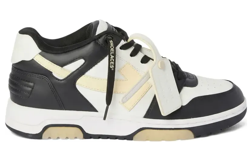 Off-White met veters en hiel “Black” (OMIA189S26LEA0080187)