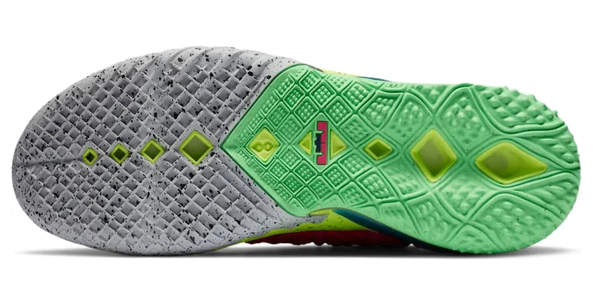 nike-lebron-18 DB8148-600