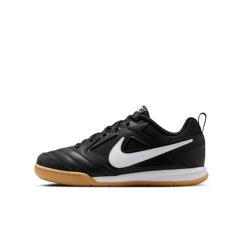 Nike Gato “Black Gum” (HV9596-001) — het straatvoetbal-monster is terug