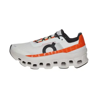 on-sneaker 6198083