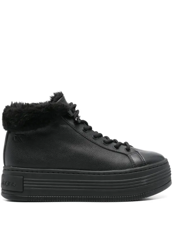 Calvin Klein Jeans aus Leder – Black (YW0YW01590)