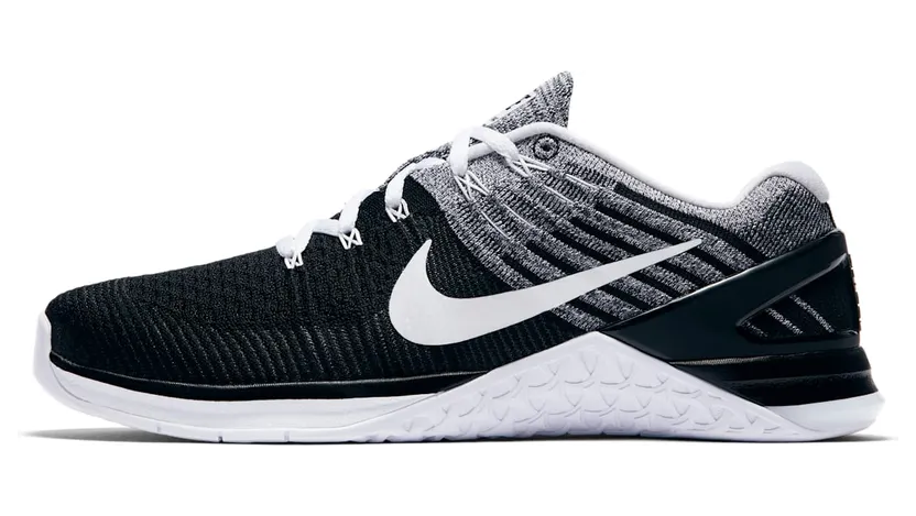 nike-flyknit 852930-011