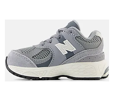 new-balance-2002r IC2002ST