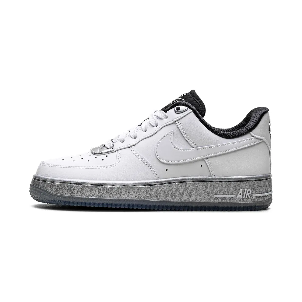 Nike AIR FORCE 1 ’07 SE “White Chrome” (DX6764-100)