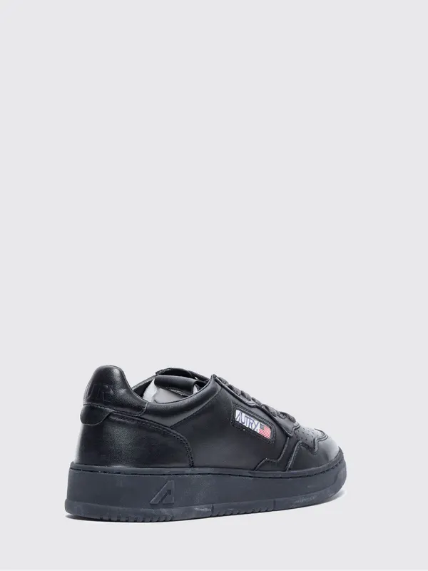 Autry Medalist Low Leather Sneakers Black (AULMSG16) (2)