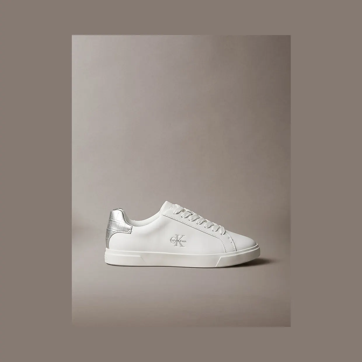 Calvin Klein Signature Logo “BRIGHT WHITE/SILVER” (HW0HW03312061)