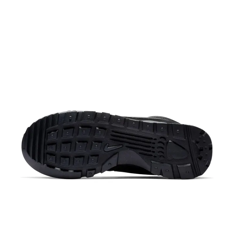 Nike Hoodland “Black / Anthracite” (654888-090)
