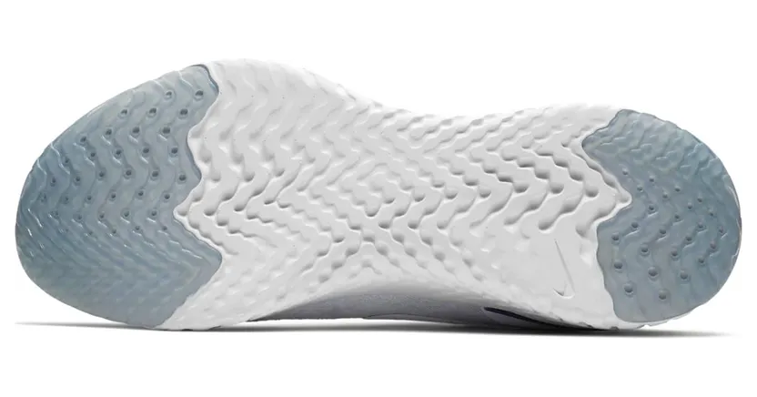 nike-epic AQ0067-100