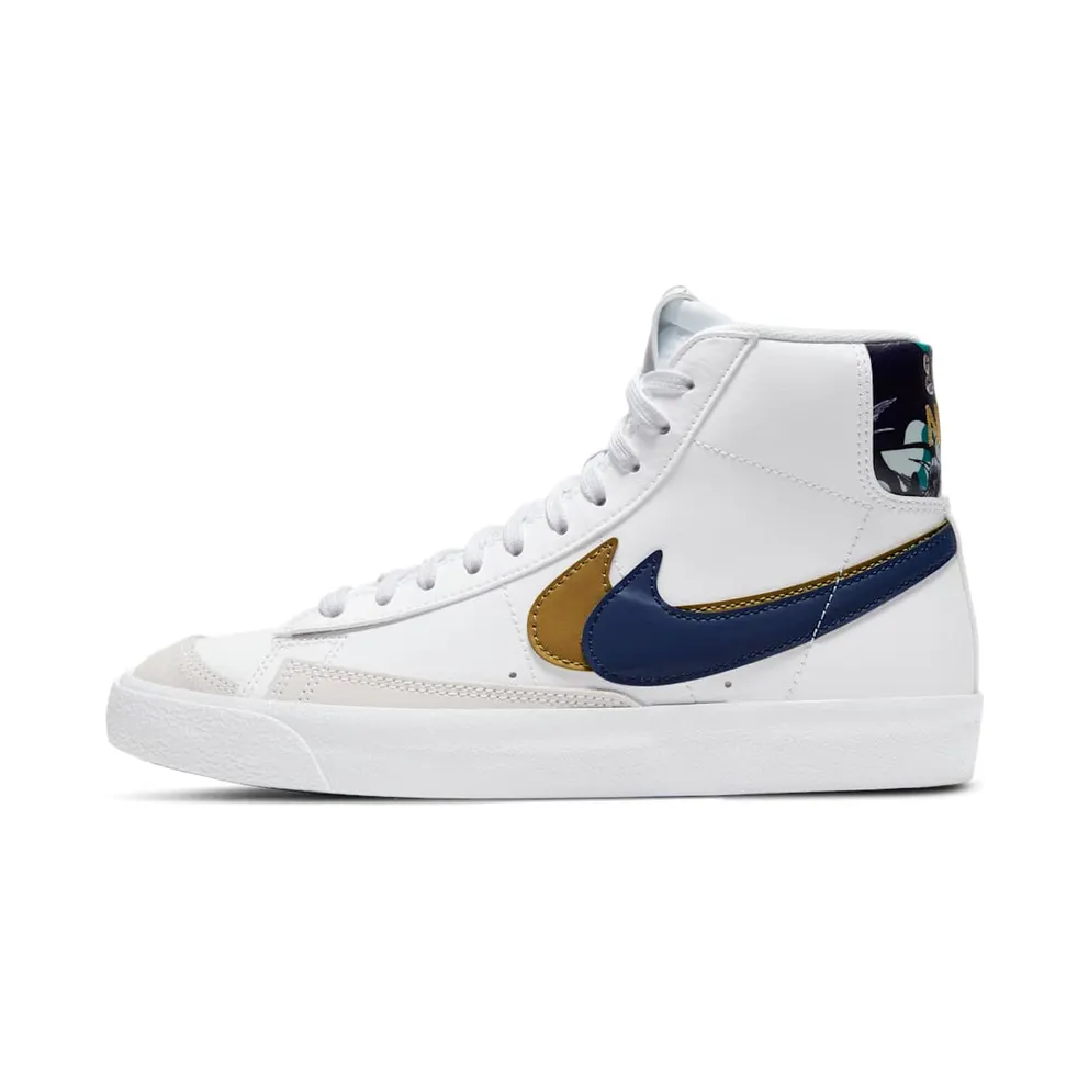 Nike Blazer Mid ’77 SE Weiß (DD1847-102)