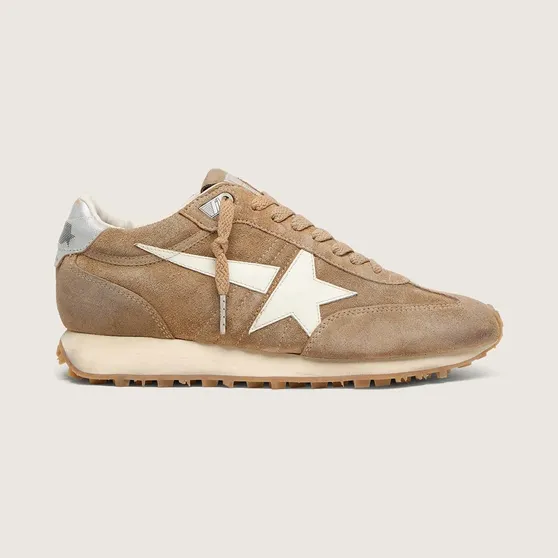 Golden Goose Women’S Marathon In Tobacco Suede With White Star (GWF01071.F008445.55777)