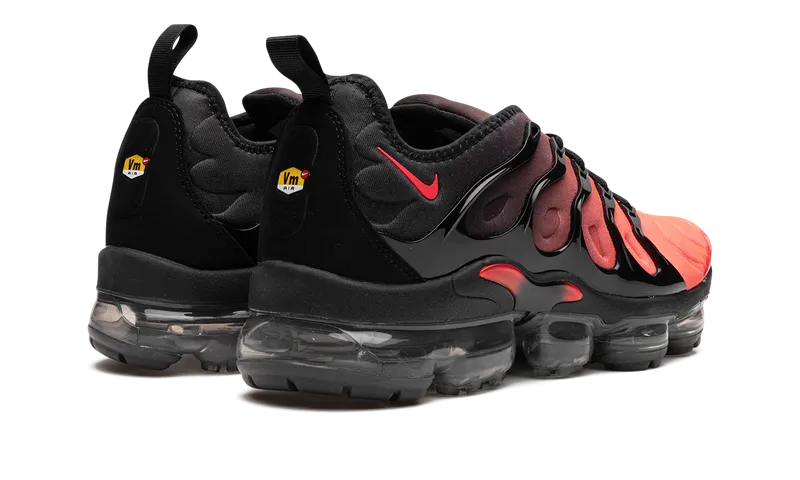 Nike Air Vapormax Plus “Darth Maul” (DZ4857-001)