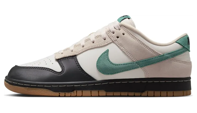 Nike Dunk Low (lt orewood brn / bicoastal cream ii / black) – HQ3483-104