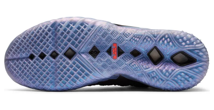 nike-lebron-18 DB8148-001