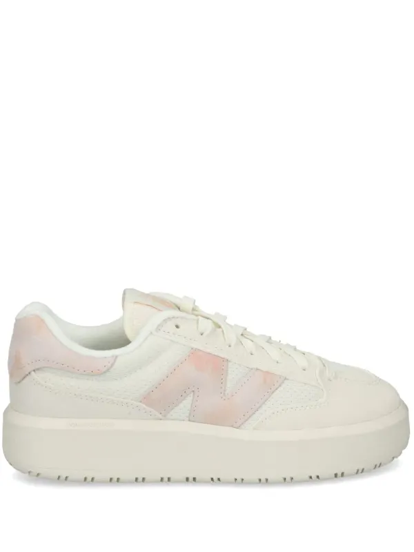 New Balance CT302 sneakers with dikke zool – Beige