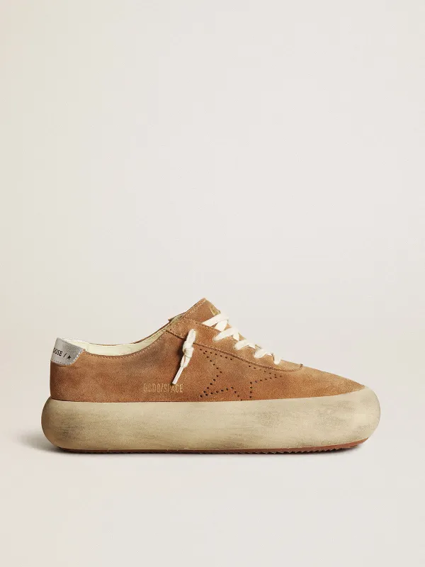 Golden Goose Space-Star In Tobacco-Colored Suede With Perforated Star (GWF00376.F003327.15331)