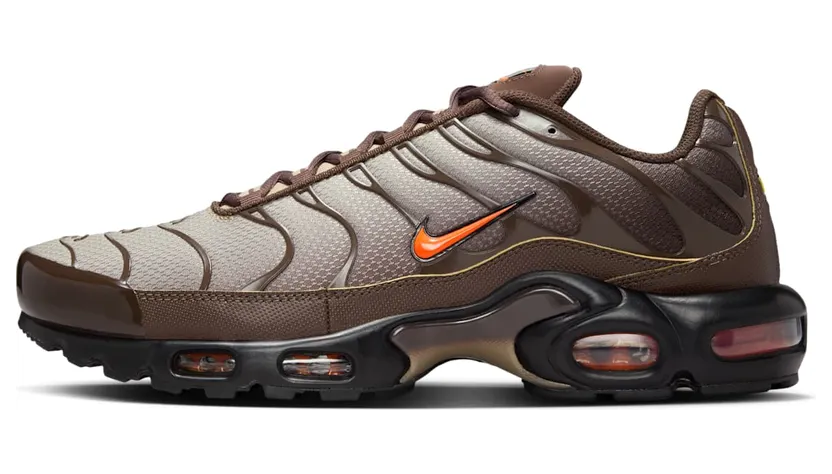 Nike Air Max Plus Baroque Brown Safety Orange (DM0032-200)