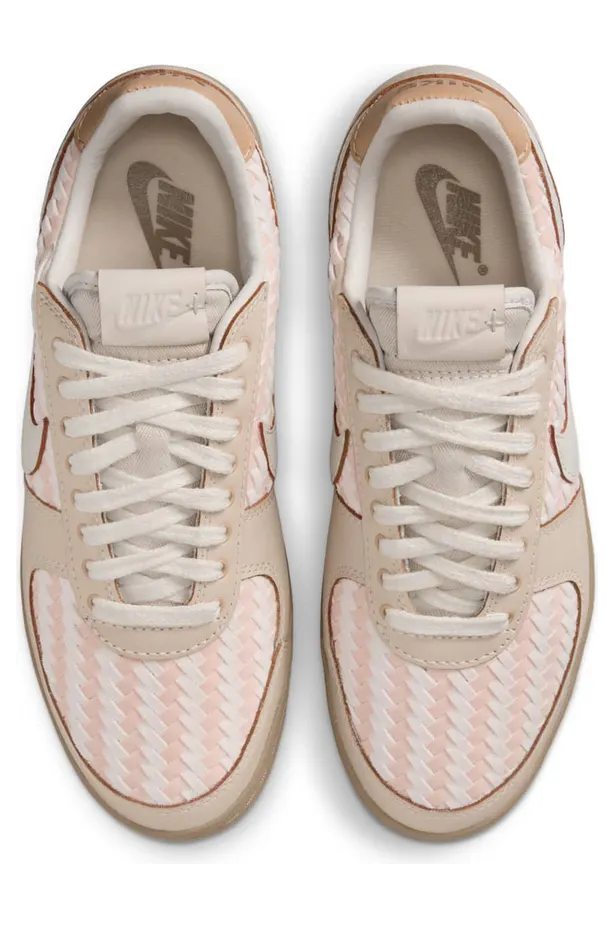 nike-field-general IB8878-212