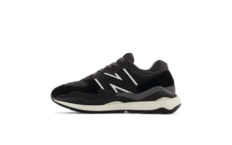 New Balance New Balance Black/White (W5740CHB)